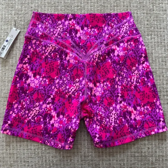 NWT 🆕 Buffbunny Legacy 4” Pop Rocks Fashun Print Shorts - Picture 6 of 10